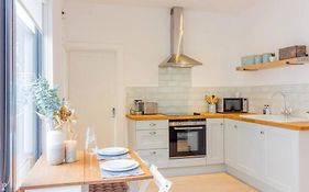 Newly Refurbished Traditional Cottage Blackrock